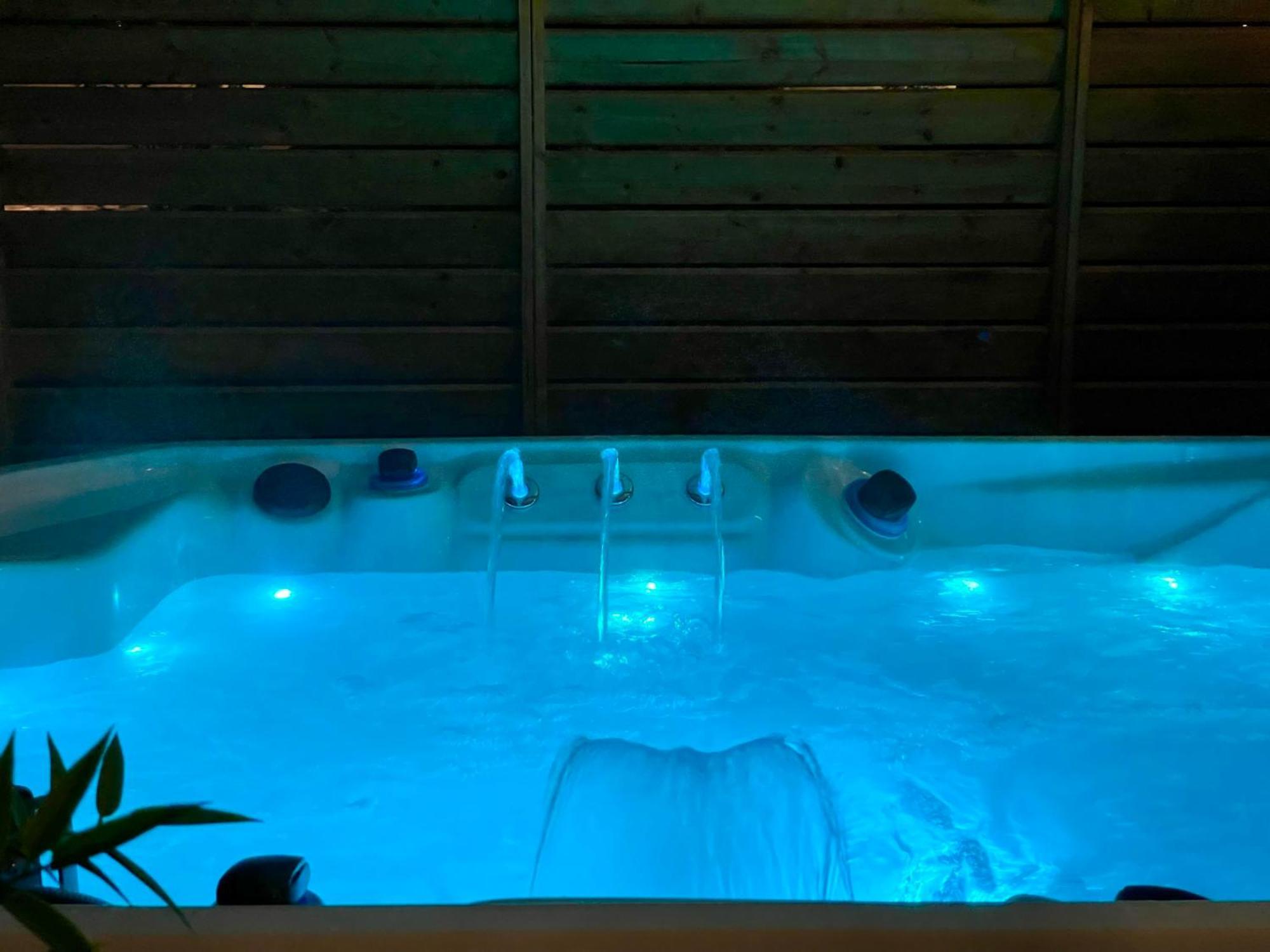 Domaine Les 2 Mondes Hotel Aydat Kültér fotó