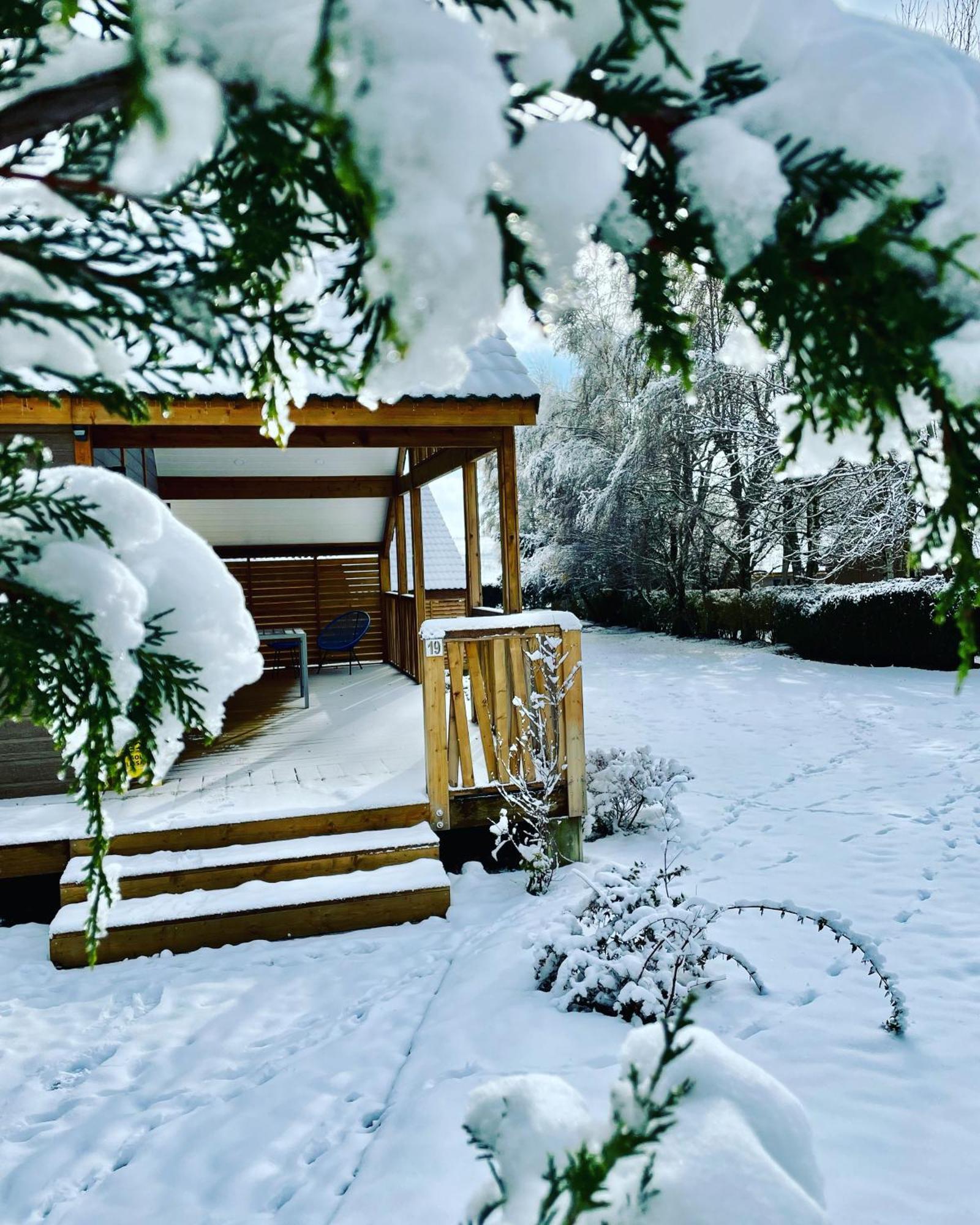 Domaine Les 2 Mondes Hotel Aydat Kültér fotó